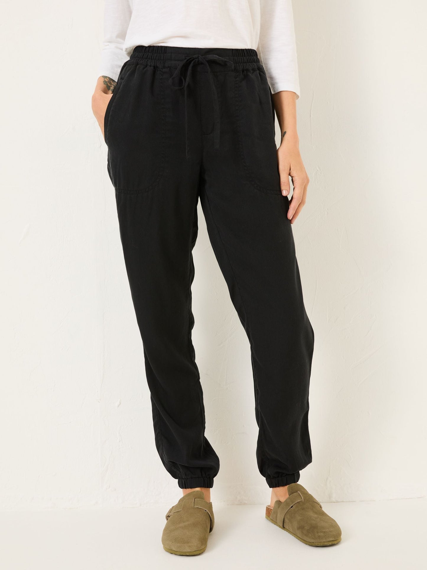 Yorteeza Black Cuffed Trouser